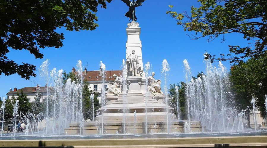 Rachat de Crédit Dijon (21) : Regroupement de prêts simplifié